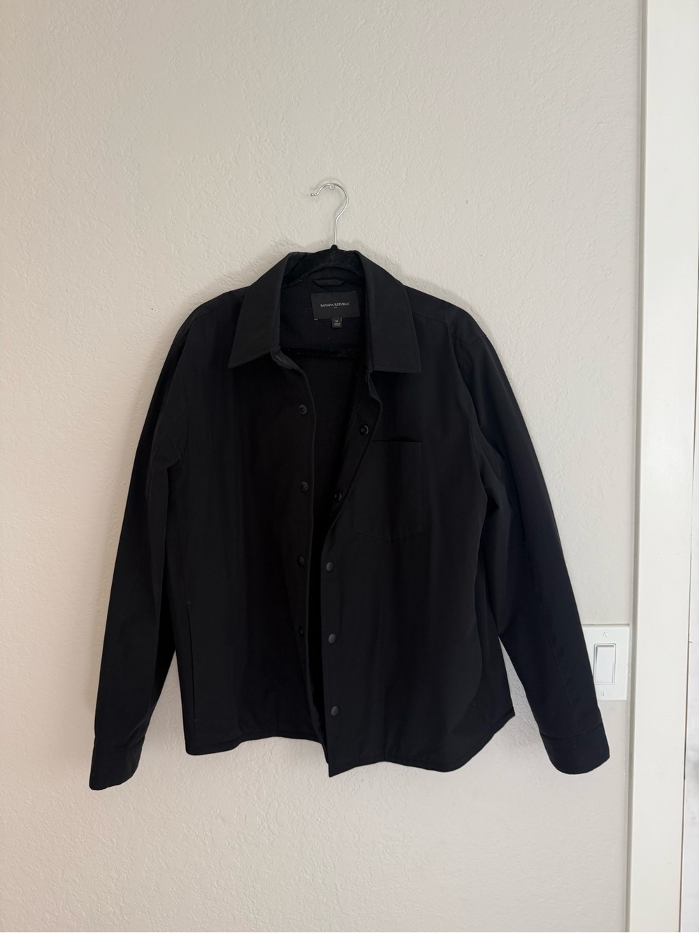 Banana Republic Men’s Black Button-Front Shirt Jacket